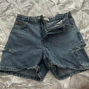 Zara cut out jean shorts